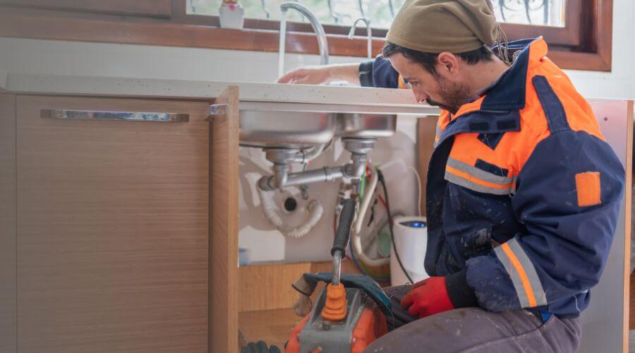 Local annual plumbing maintenance in Santa Rosa, TX
